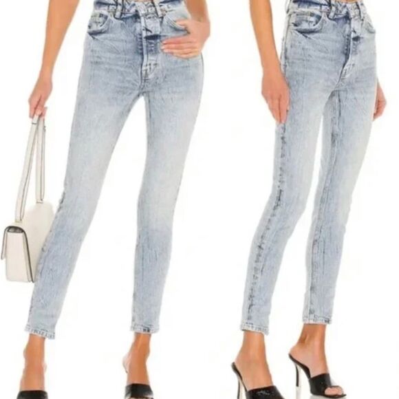 We The free Zuri Hi Rise Buttonfly Mom Jean. Blue Acid Wash. Size 27. - Picture 2 of 15